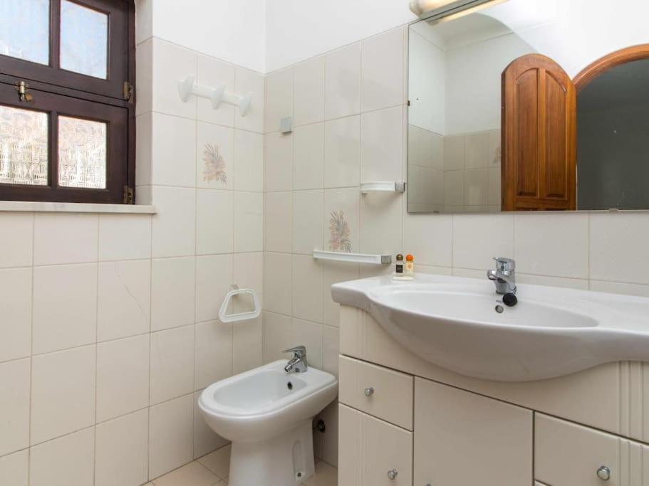 Villa Dogueno- Privat Pool & Privacy & Albufeira Center Bagian luar foto