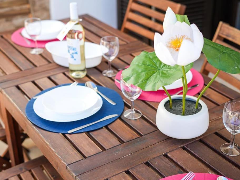 Villa Dogueno- Privat Pool & Privacy & Albufeira Center Bagian luar foto