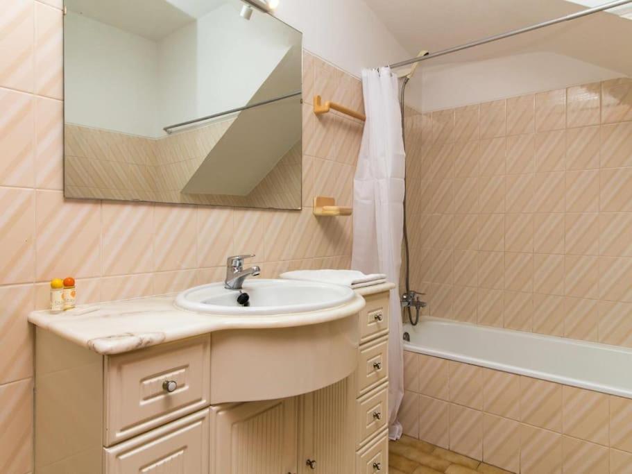 Villa Dogueno- Privat Pool & Privacy & Albufeira Center Bagian luar foto